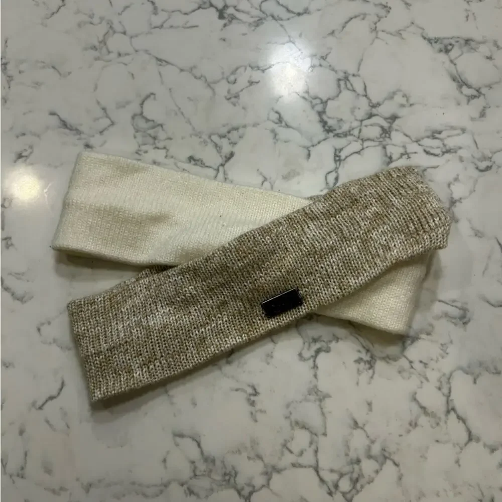 Under Armour Tan Cream Thick Two Strap Cloth Headband